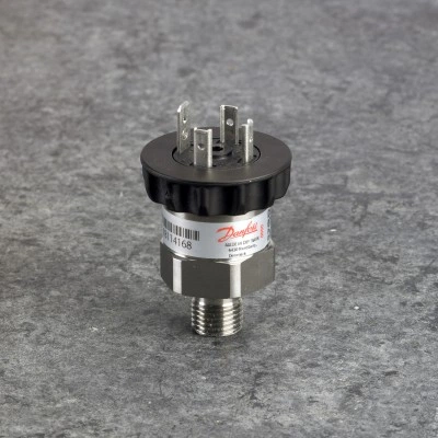 DANFOSS (RIDAN) DST P40I Преобразователь давления - 078G5011 DANFOSS (RIDAN) DST P40I Преобразователь давления - 078G5011